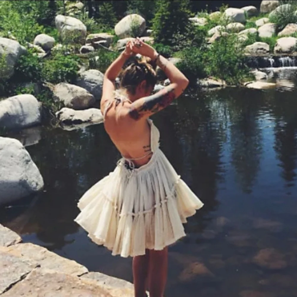 NEW Plunge Halter Dot Ruffle Mini Sundress Summer Off White Cream Ivory - Picture 2 of 12